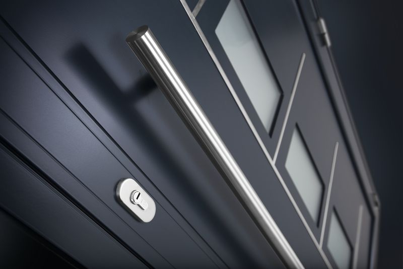 Commercial front door threshold installation | Options of thresholds and the benefits of finding expert door installation